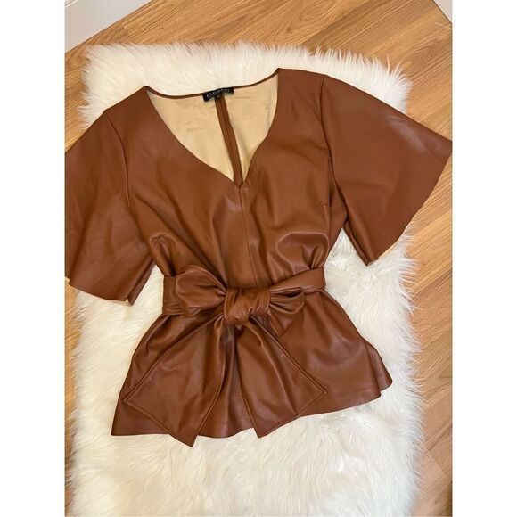 Eloquii Faux Leather Tie Waist Flutter Sleeve Top 20 - Picture 2 of 5